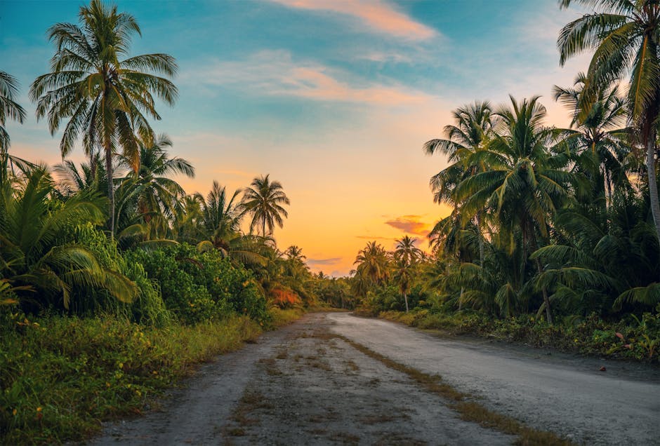 Tropical Oasis: Designing a Lush Garden with Tropical Plants and Palms